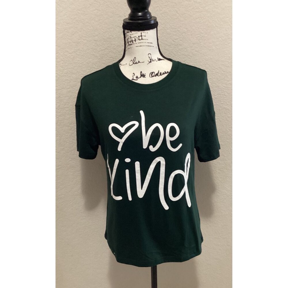 Pretty Garden Be Kind Green Short Sleeve  T-Shirt Size  S